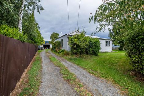 Photo of property in 35 Leonard Street, Waimate, 7924