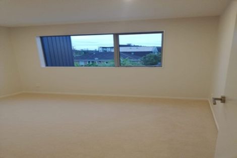 Photo of property in 4035c Great North Road, Glen Eden, Auckland, 0602