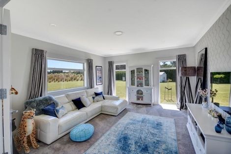 Photo of property in 73 Blackhead Road, Blackhead, Dunedin, 9076
