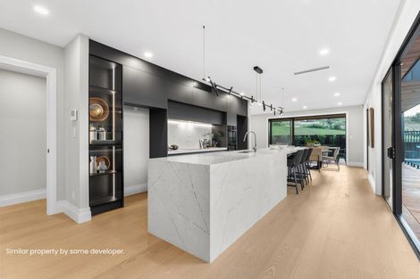 Photo of property in 8 Odlin Lane, Red Beach, 0932