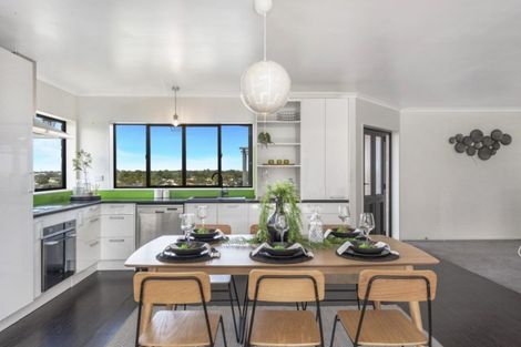 Photo of property in 17 Dorchester Place, Nawton, Hamilton, 3200