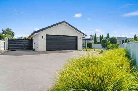 Photo of property in 6 Vantage Place, Omokoroa, 3114