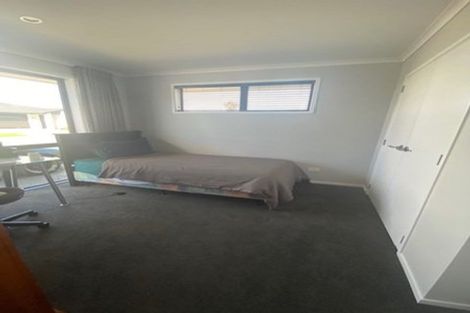 Photo of property in 72 Tabraham Crescent, Pyes Pa, Tauranga, 3112