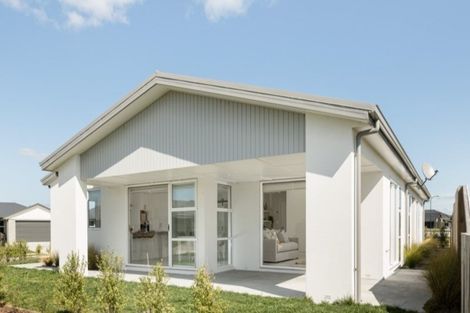 Photo of property in 48 Te Kio Crescent, Papamoa Beach, Papamoa, 3118