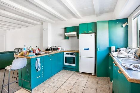 Photo of property in 10 Captain Scott Road, Glen Eden, Auckland, 0602