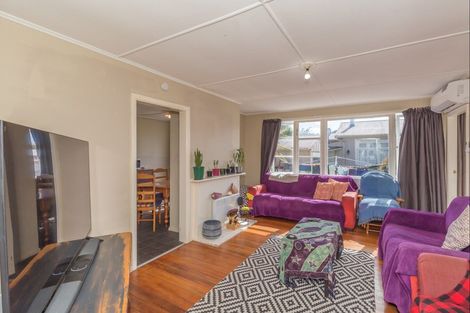 Photo of property in 577 Queen Street East, Levin, 5510