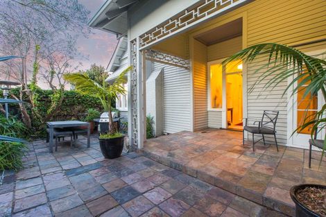 Photo of property in 41 Saint Georges Bay Road, Parnell, Auckland, 1052