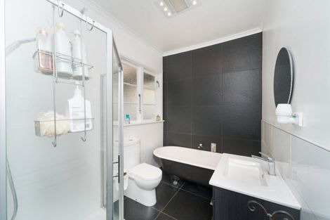 Photo of property in 100 West Street, Feilding, 4702