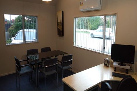 Photo of property in 389 Yaldhurst Road, Russley, Christchurch, 8042