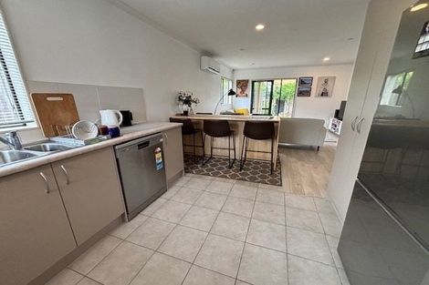 Photo of property in 70a Kayes Road, Pukekohe, 2120