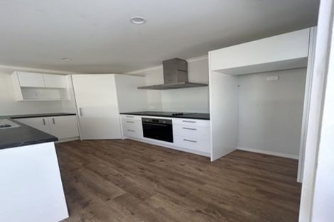 Photo of property in 15a Barton Grove, Naenae, Lower Hutt, 5011