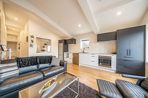 Photo of property in 2/66 Bay Road, Kilbirnie, Wellington, 6022