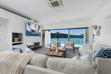 Photo of property in 358 Waikawa Road, Waikawa, Picton, 7220