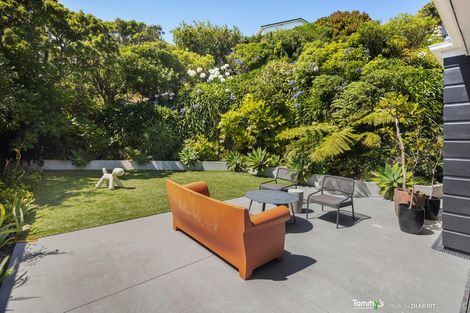 Photo of property in 42 Lohia Street, Khandallah, Wellington, 6035