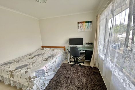 Photo of property in 84 Burswood Drive, Burswood, Auckland, 2013