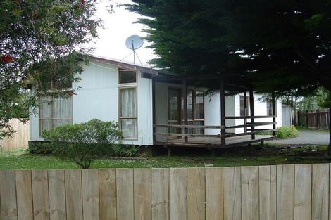 Photo of property in 17 Balloch Street, Randwick Park, Auckland, 2105
