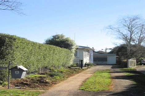 Photo of property in 10 Viola Place, Papakura, 2110