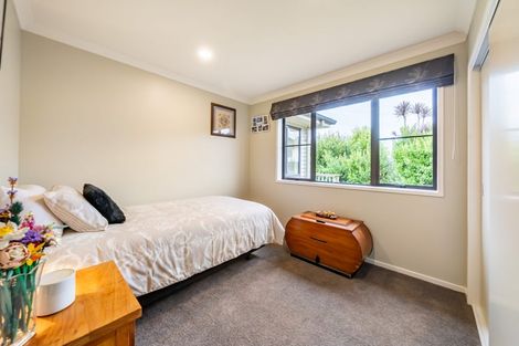 Photo of property in 9 Colin Guppy Crescent, Riverstone Terraces, Upper Hutt, 5018
