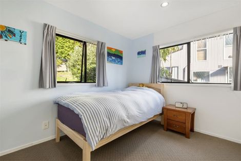 Photo of property in 9 Honeysuckle Lane, Mairangi Bay, Auckland, 0630