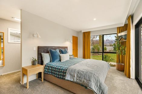 Photo of property in 60 Neplusultra Street, Cromwell, 9310