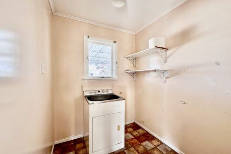 Photo of property in 5 Nield Road, Manurewa, Auckland, 2102