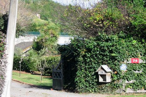 Photo of property in 74 Te Moana Road, Waikanae Beach, Waikanae, 5036