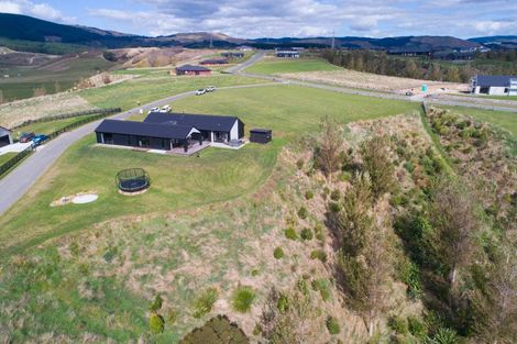 Photo of property in 3 Castlebridge Lane, Aokautere, Palmerston North, 4471