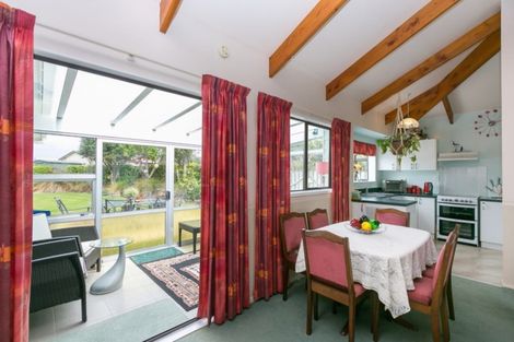 Photo of property in 6 Dillon Drive, Bell Block, New Plymouth, 4312