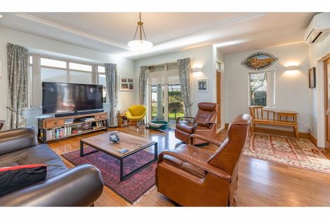 Photo of property in 2 Cherrytree Lane, Spreydon, Christchurch, 8024