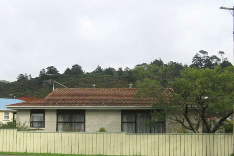 Photo of property in 106 Stokes Valley Road, Stokes Valley, Lower Hutt, 5019
