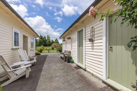 Photo of property in 36 Riverdale Road, Dannevirke, 4930