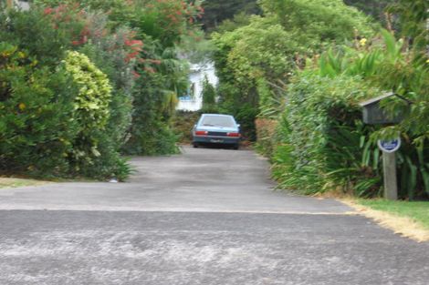 Photo of property in 14a Harrybrook Road, Green Bay, Auckland, 0604