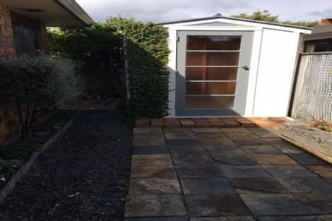 Photo of property in 98 Guildford Drive, Paraparaumu Beach, Paraparaumu, 5032