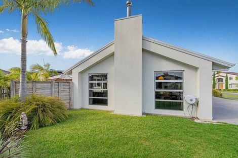 Photo of property in 30 Aquila Drive, Whitianga, 3510