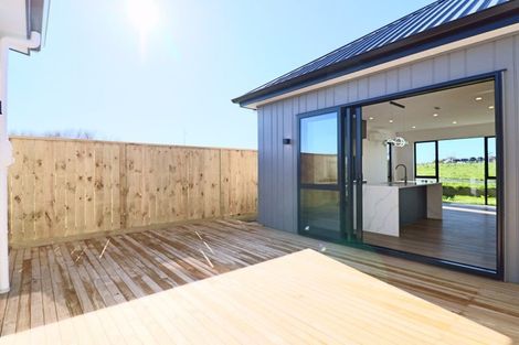 Photo of property in 6 Kobe Street, Karaka, 2580