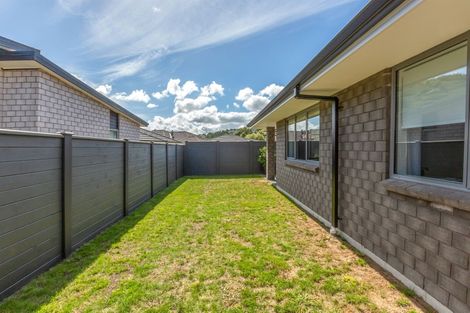 Photo of property in 3 Shearwater Lane, Whitby, Porirua, 5024