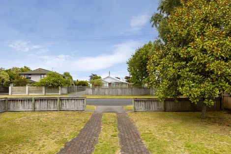 Photo of property in 1/17 Rainbow Drive, Rainbow Point, Taupo, 3330