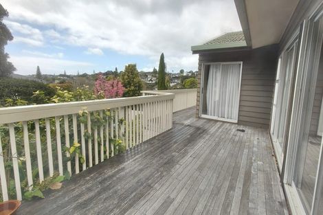 Photo of property in 3 Manaia Place, Mairangi Bay, Auckland, 0630