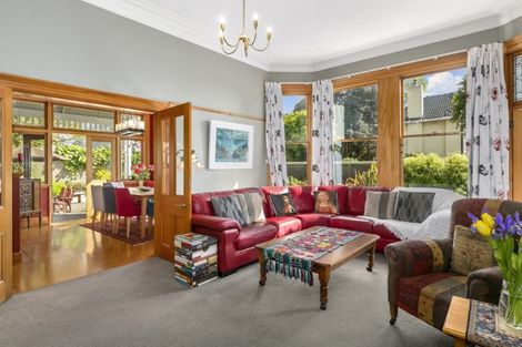 Photo of property in 123 Highgate, Roslyn, Dunedin, 9010