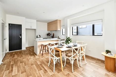 Photo of property in 2/75 Mcannalley Street, Manurewa East, Auckland, 2102