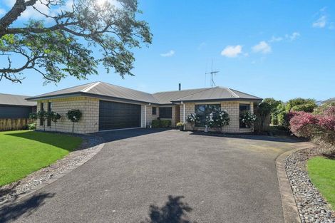 Photo of property in 6 Magellan Rise, Flagstaff, Hamilton, 3210