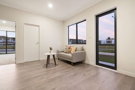 Photo of property in 26 Papareia Road, Karaka, Papakura, 2113