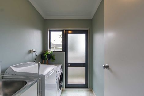 Photo of property in 29a Barrie Crescent, Silverdale, Hamilton, 3216