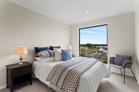 Photo of property in 10/2 Rangitamiro Place, Hobsonville, Auckland, 0616
