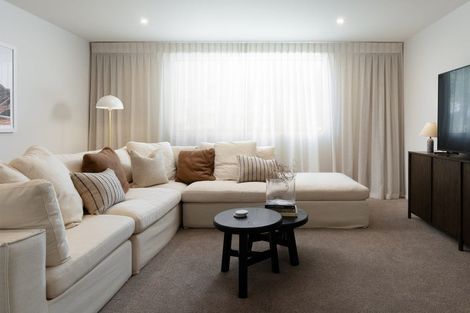 Photo of property in 2 Whakatuora Road, Karaka, 2124