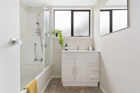 Photo of property in 1/67 Sunvue Road, Glen Eden, Auckland, 0602