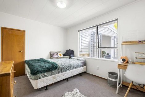 Photo of property in 4 Spinella Drive, Bayview, Auckland, 0629