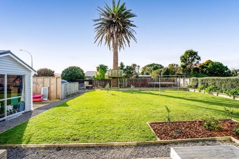 Photo of property in 147 Tasman Street, Opunake, 4616