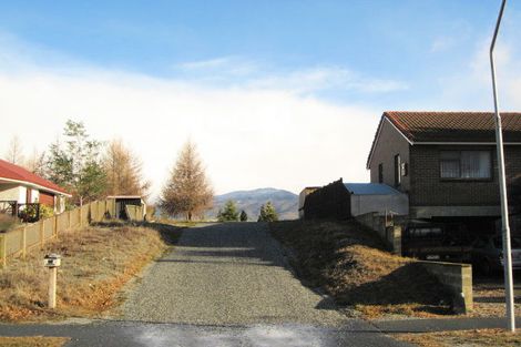 Photo of property in 2 Waenga Drive, Cromwell, 9310