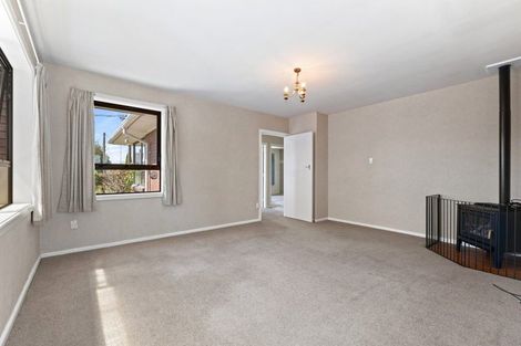 Photo of property in 16 Neill Street, Hornby, Christchurch, 8042